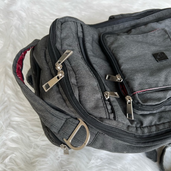 Jujube Be Right Back Diaper bag in Chrome - No Longer Sold - Picture 5 of 14